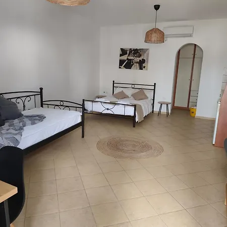 Aelia Akrotiri, Santorini Aparthotel 3*
