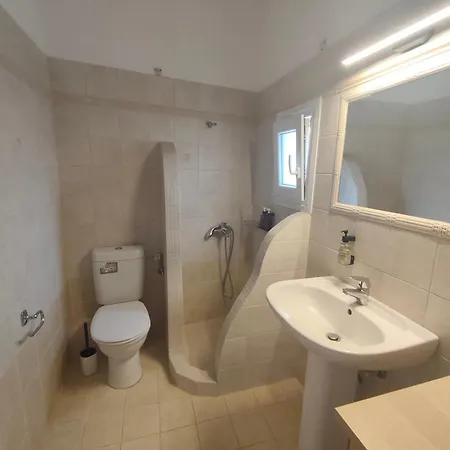 Aelia Akrotiri, Santorini 3* Akrotírion
