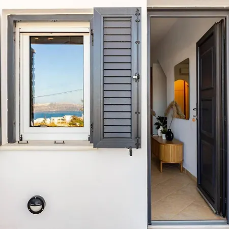 Aparthotel Aelia Akrotiri, Santorini 3*